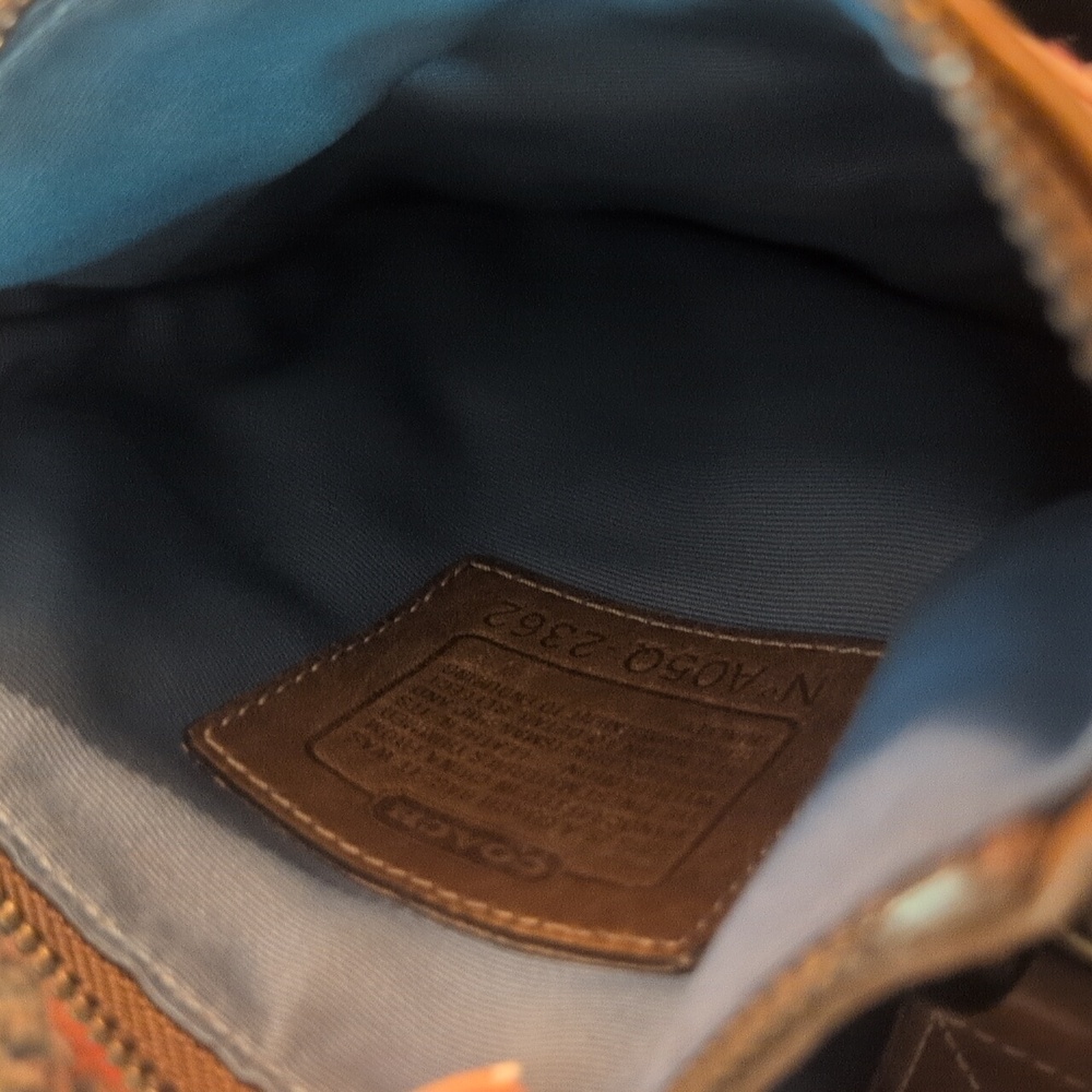 VTG Patchwork Crossbody Bag - Picture 7 of 7
